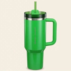 Stanley x Starbucks Limited Edition 2025 Summer Green Pearl 40oz